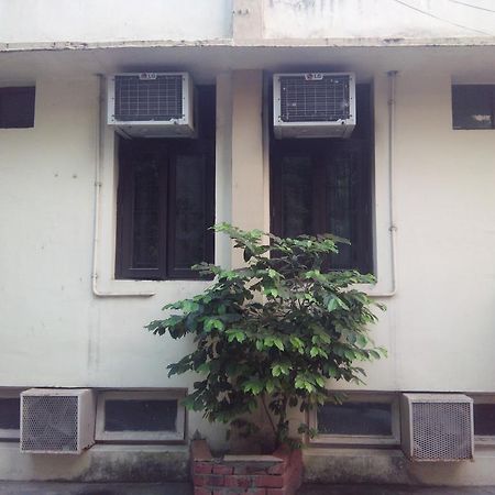 Hotel Kanishka Kanpur Exterior photo
